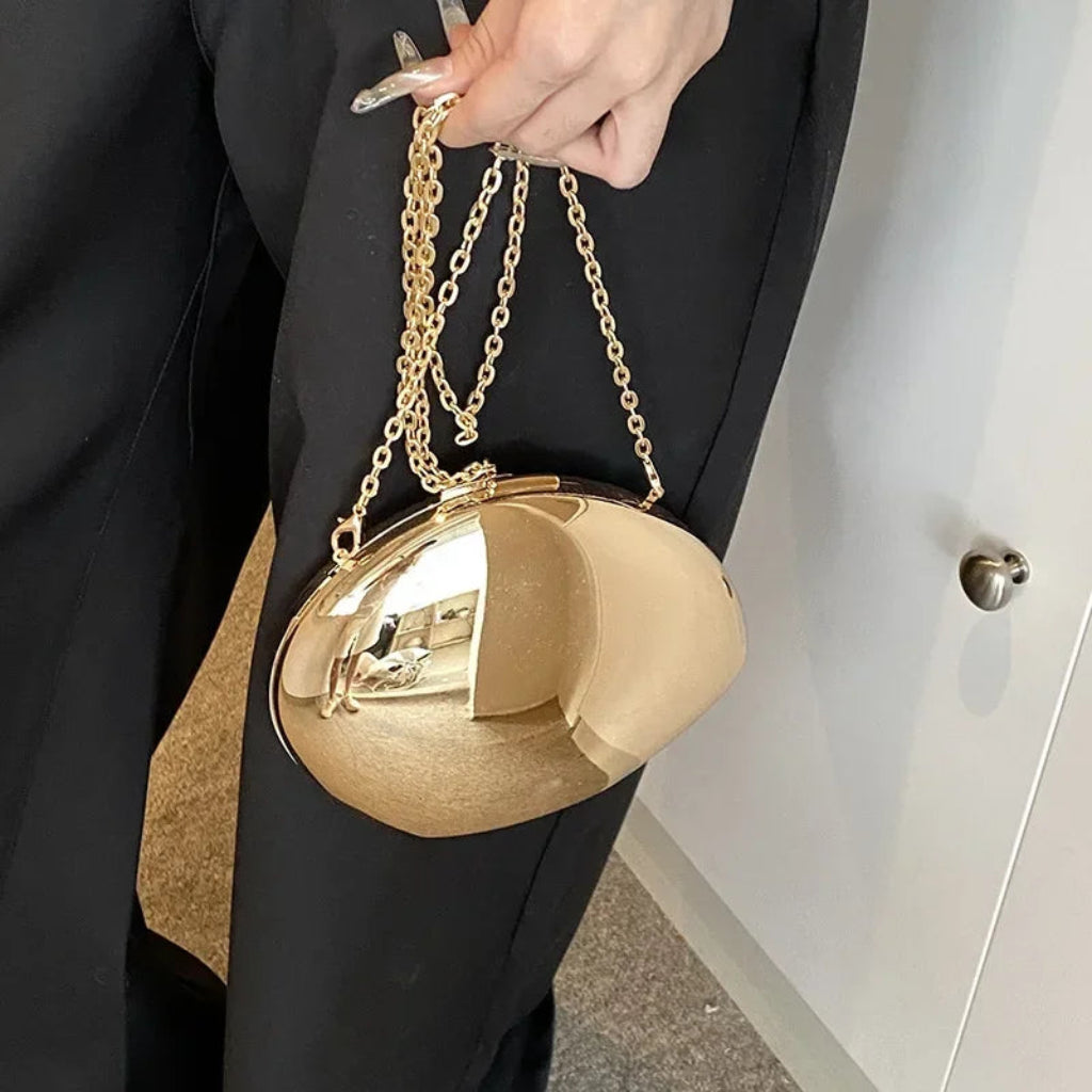 Seraphina Shell Clutch